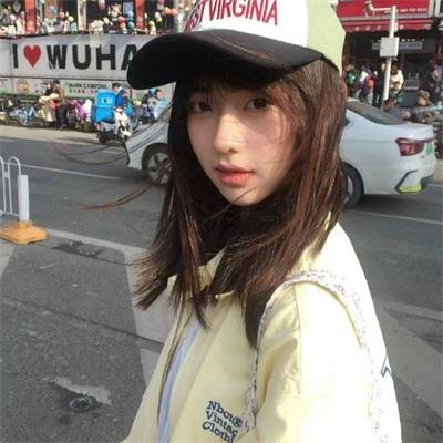 布鲁克斯，草地和可爱脸孔